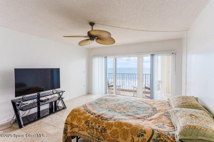 1095 N Highway A1a 502