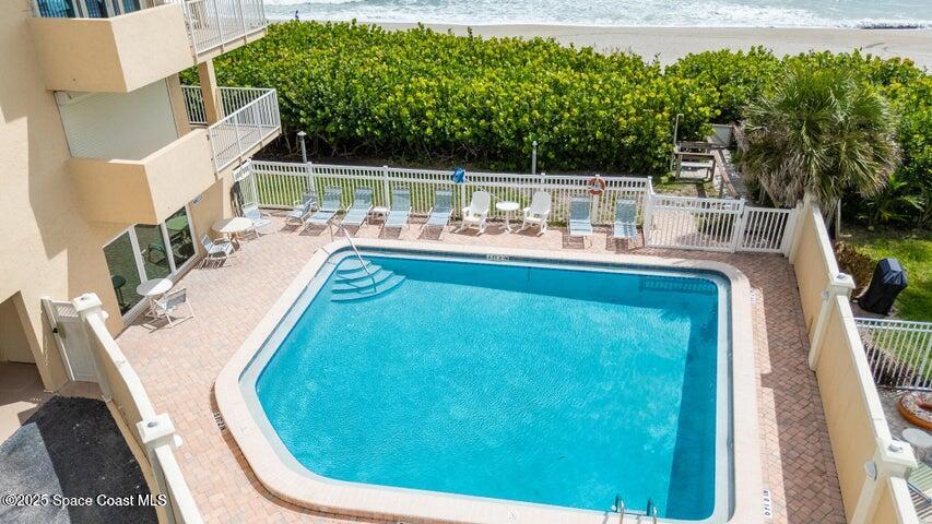 1095 N Highway A1a 502