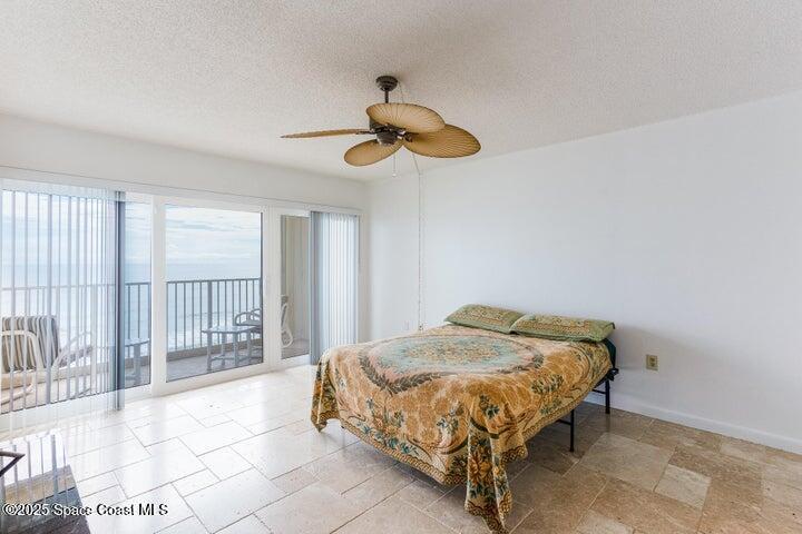 1095 N Highway A1a 502