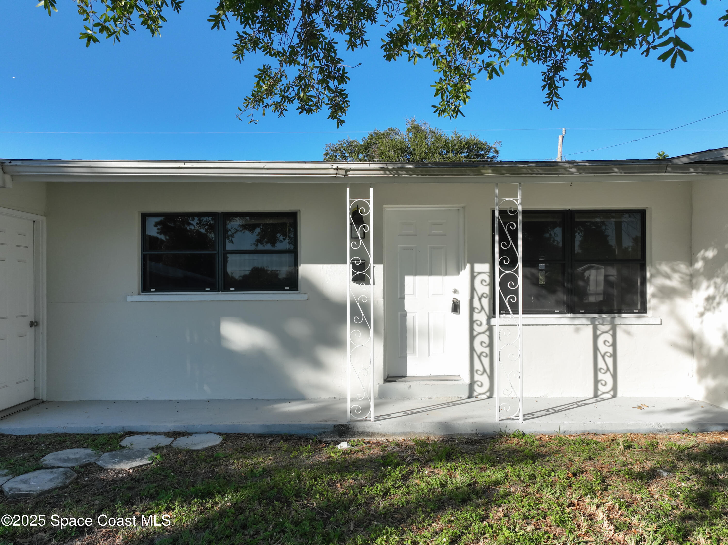 2198 Woodbury Road