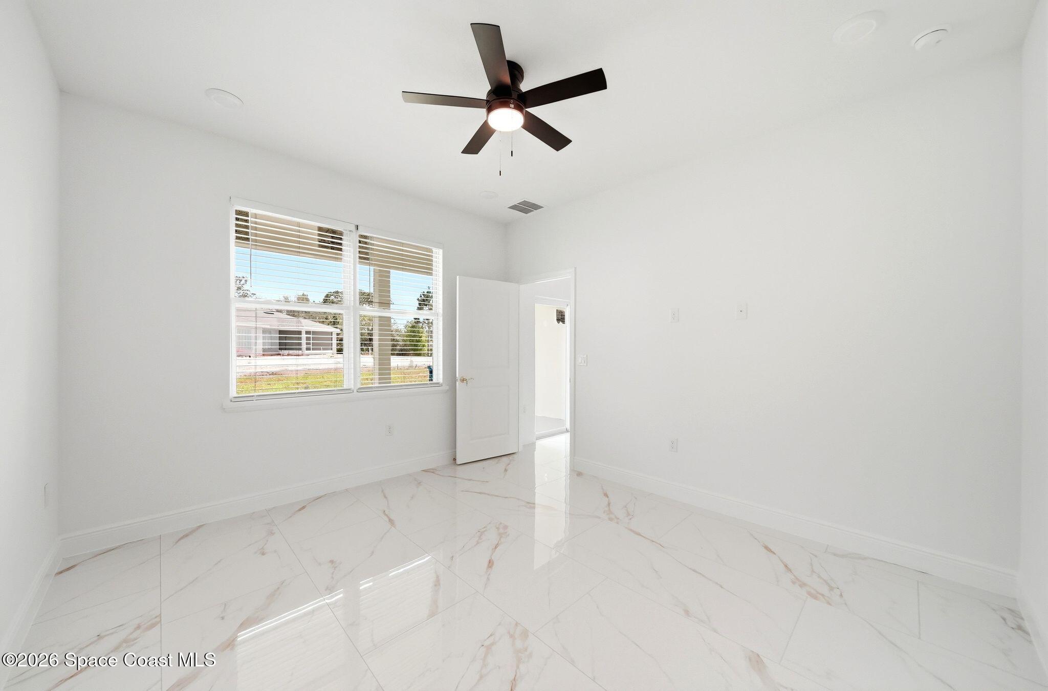 2180 Cogan Drive SE