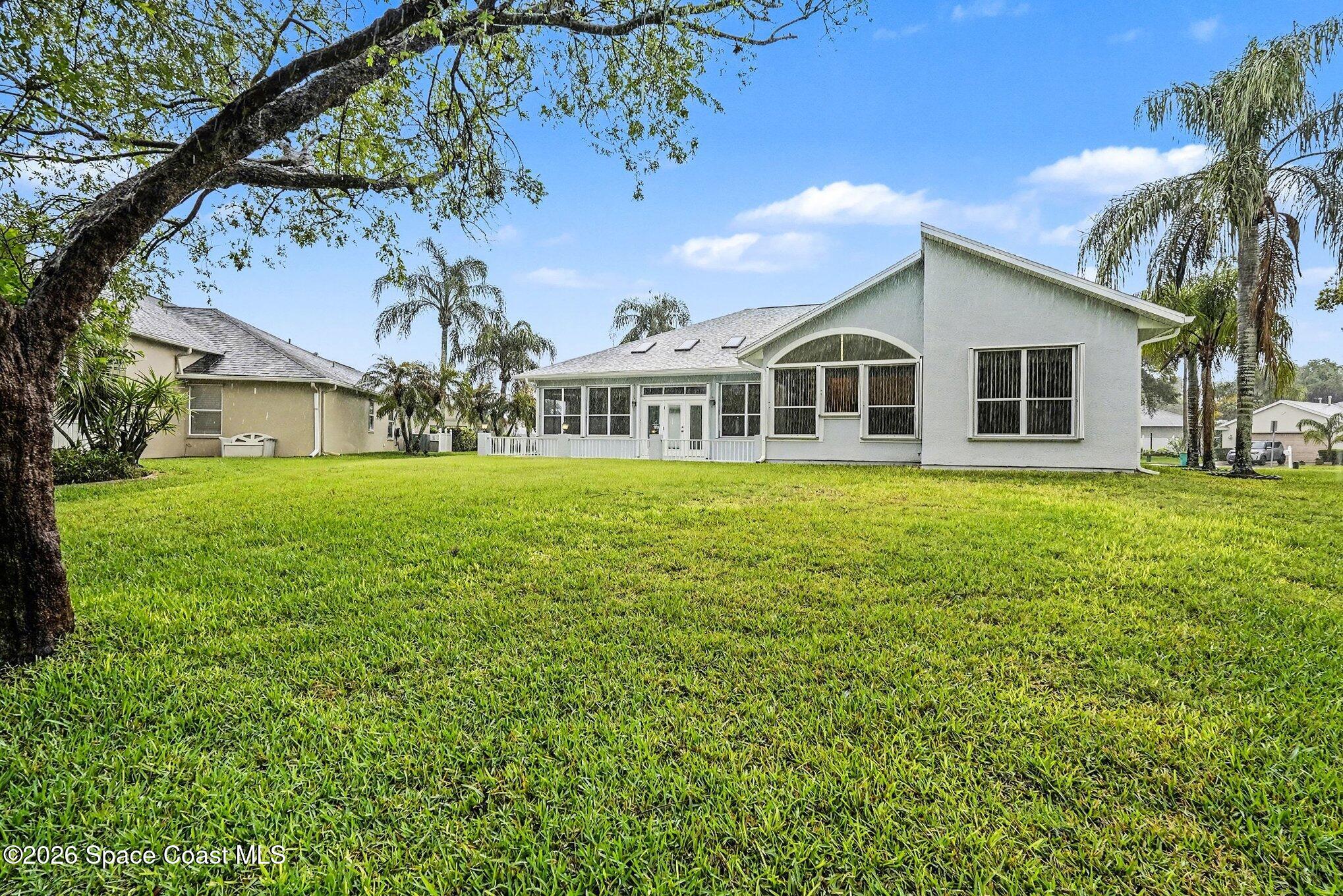 981 Victoria Place