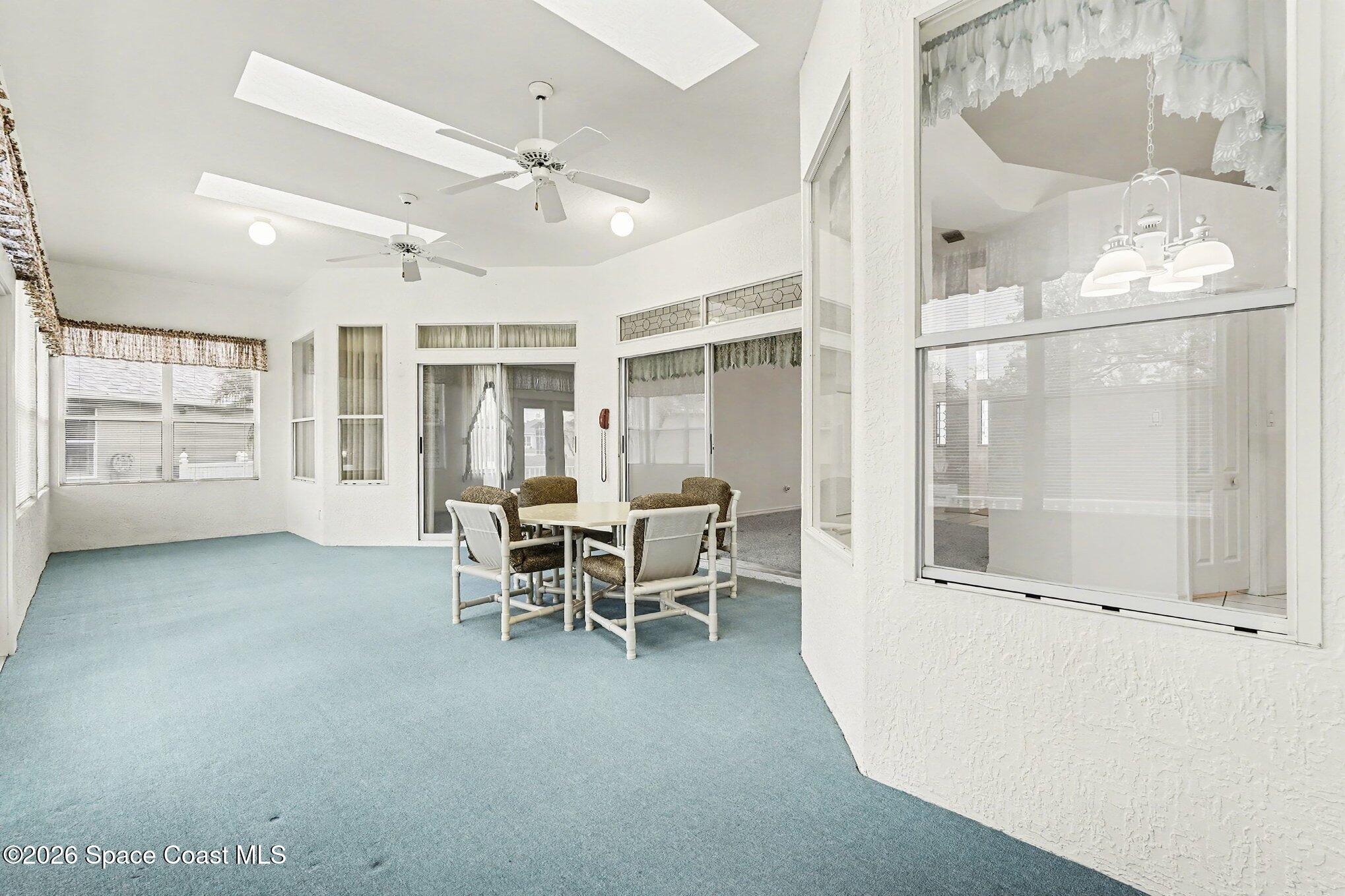 981 Victoria Place