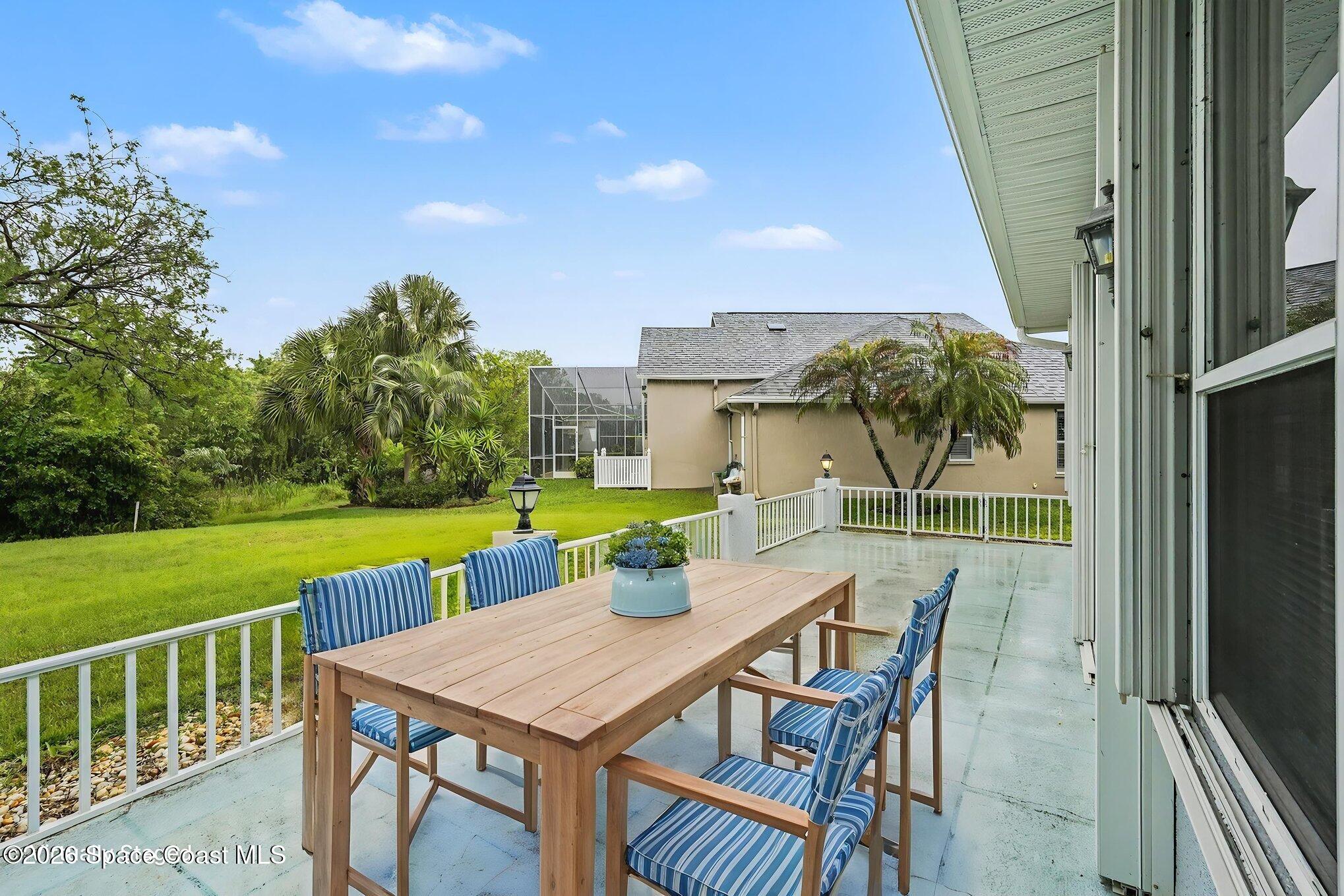 981 Victoria Place