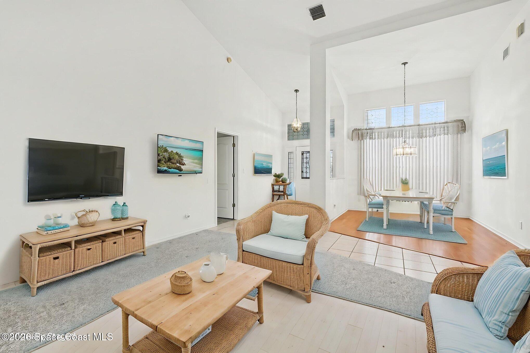 981 Victoria Place