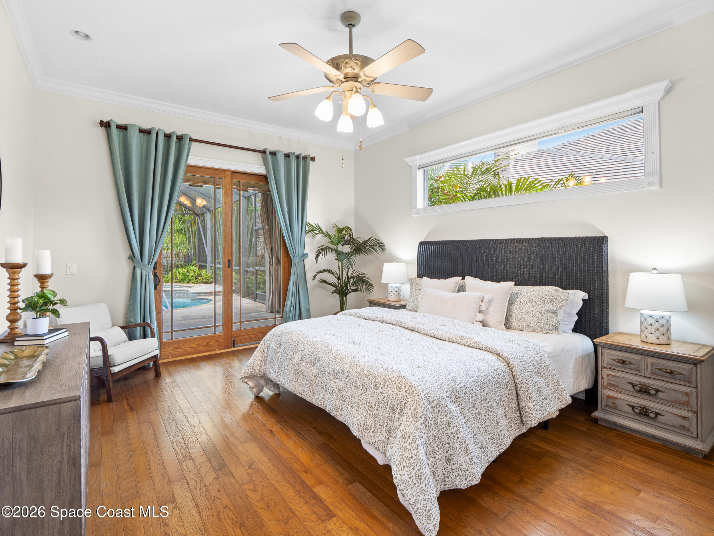 992 Balmoral Way