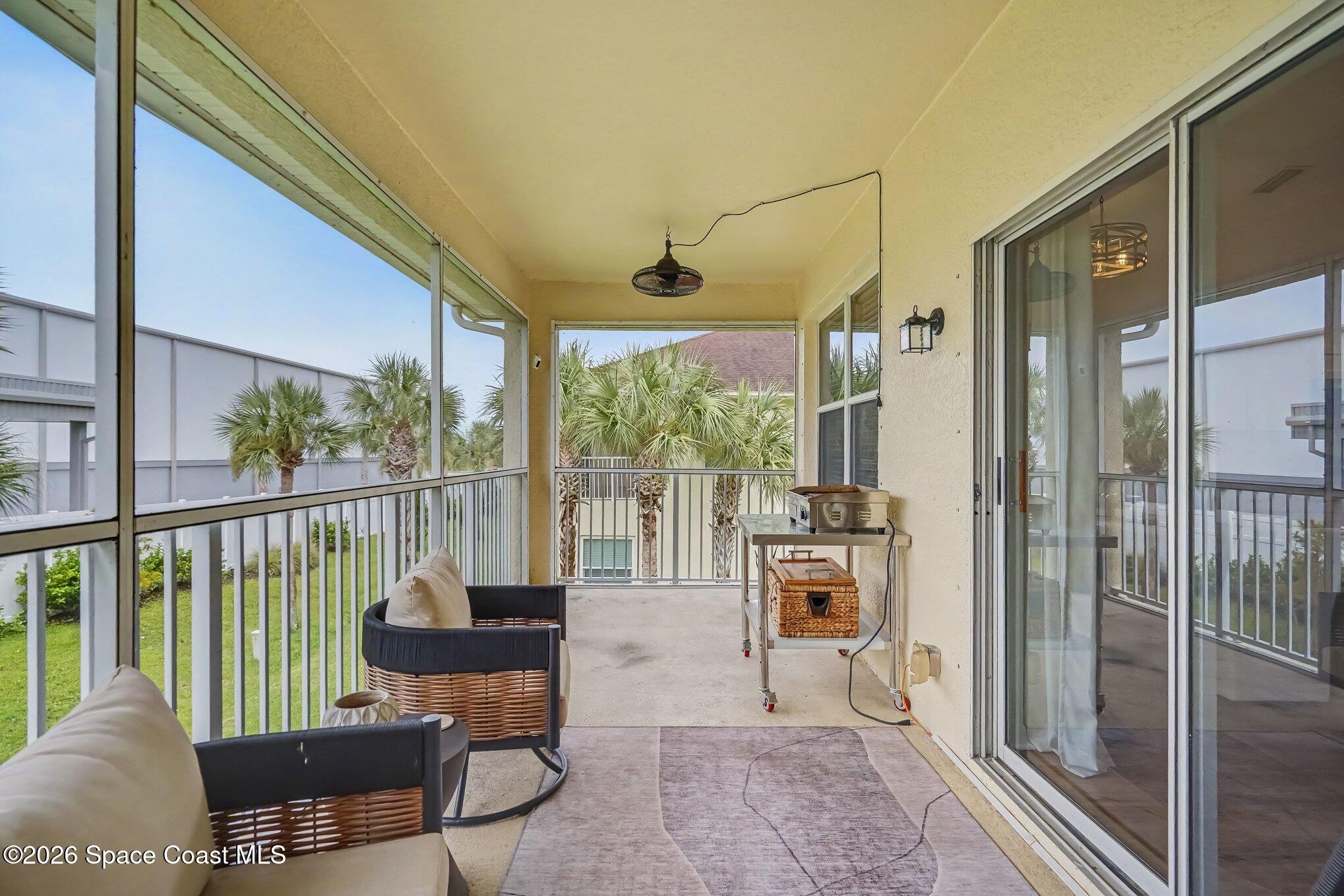 916 Ocaso Lane 201