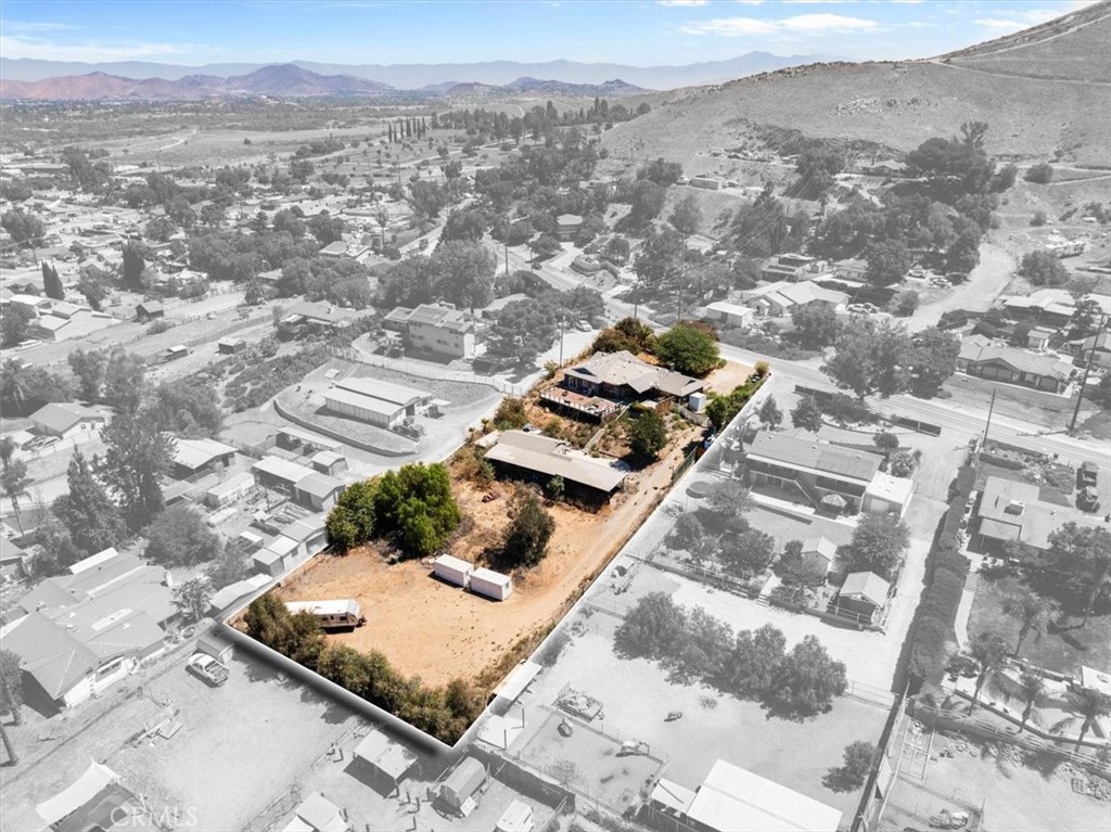 4566 Crestview Drive