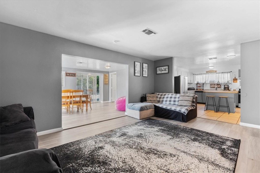 1417 W Marshall Boulevard