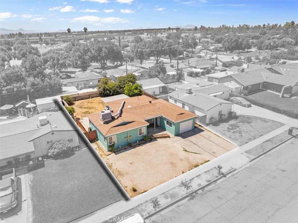 1417 W Marshall Boulevard