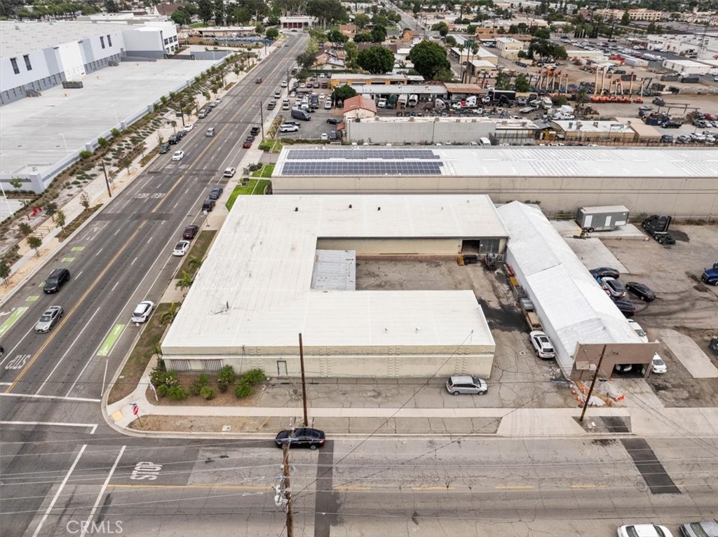 491 W Rialto Ave
