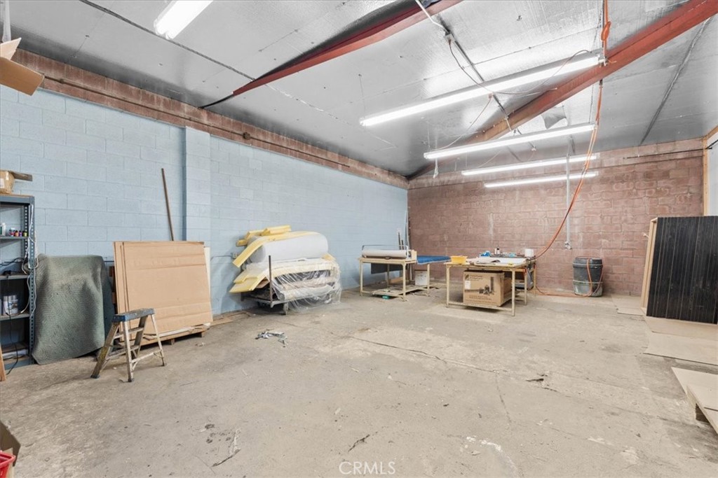 491 W Rialto Ave