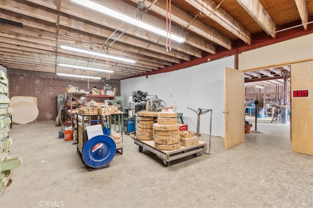 491 W Rialto Ave
