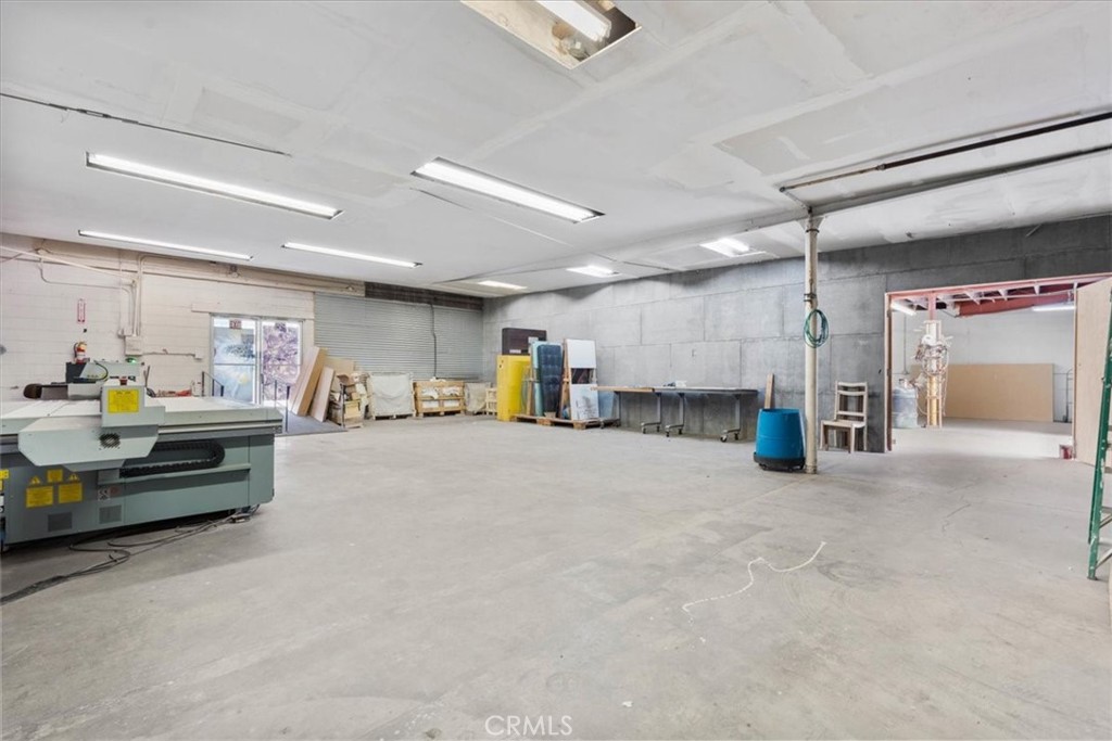 491 W Rialto Ave