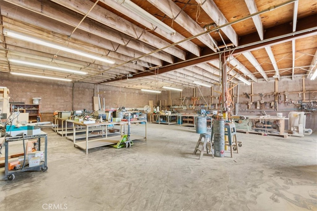 491 W Rialto Ave