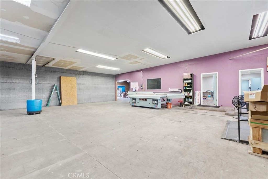 491 W Rialto Ave