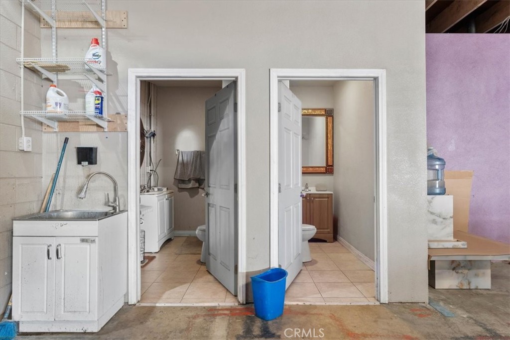 491 W Rialto Ave