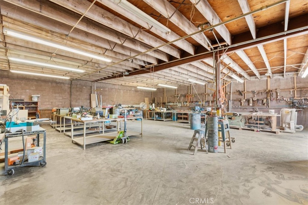 491 W Rialto Ave