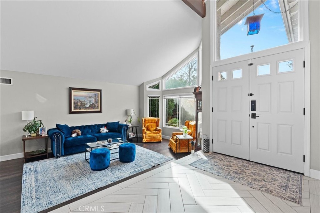 1646 Glenwood