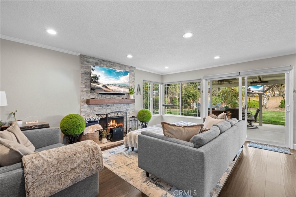 1646 Glenwood