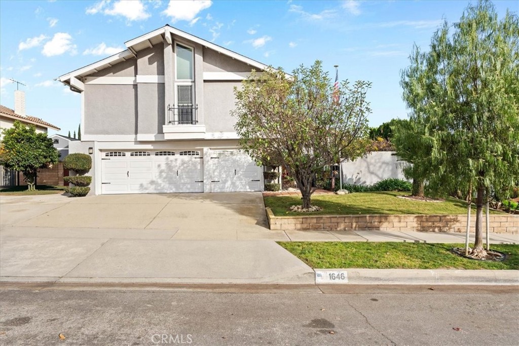 1646 Glenwood