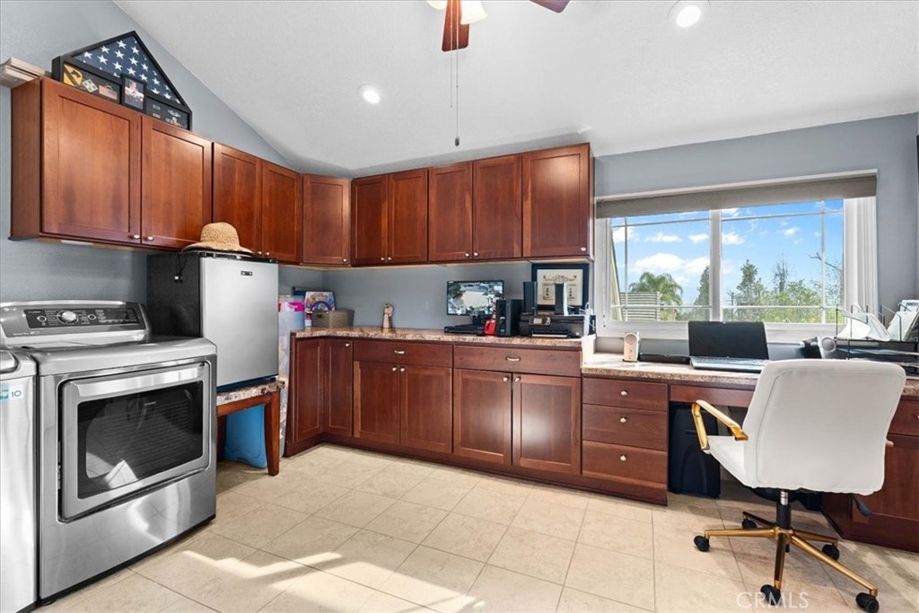 1646 Glenwood