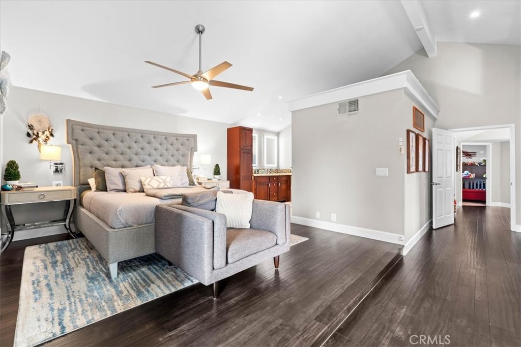 1646 Glenwood