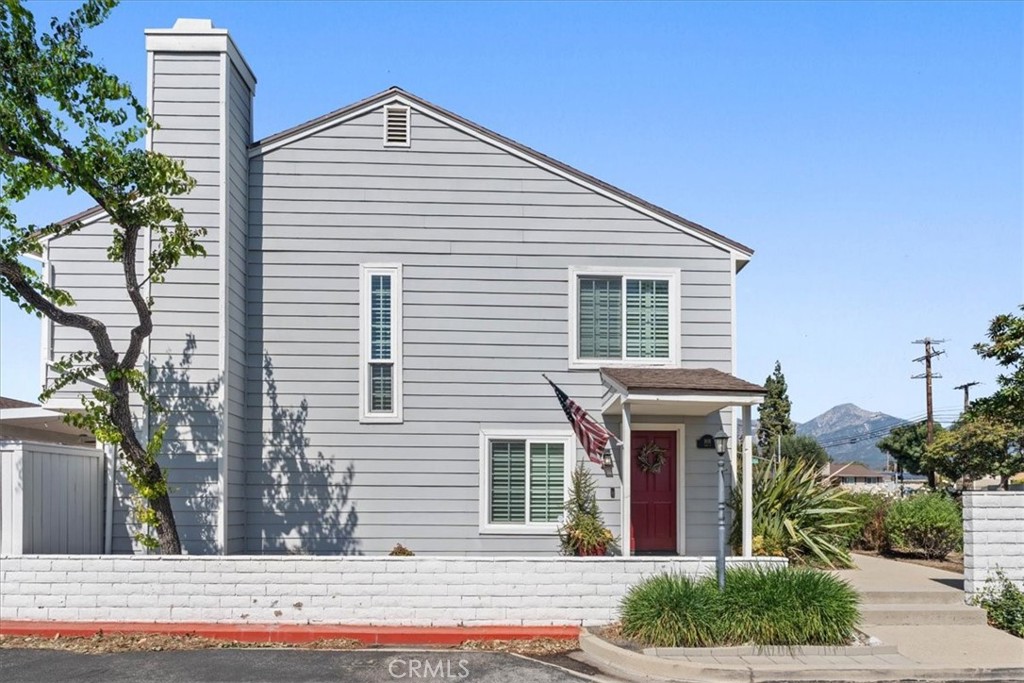1691 N Mountain