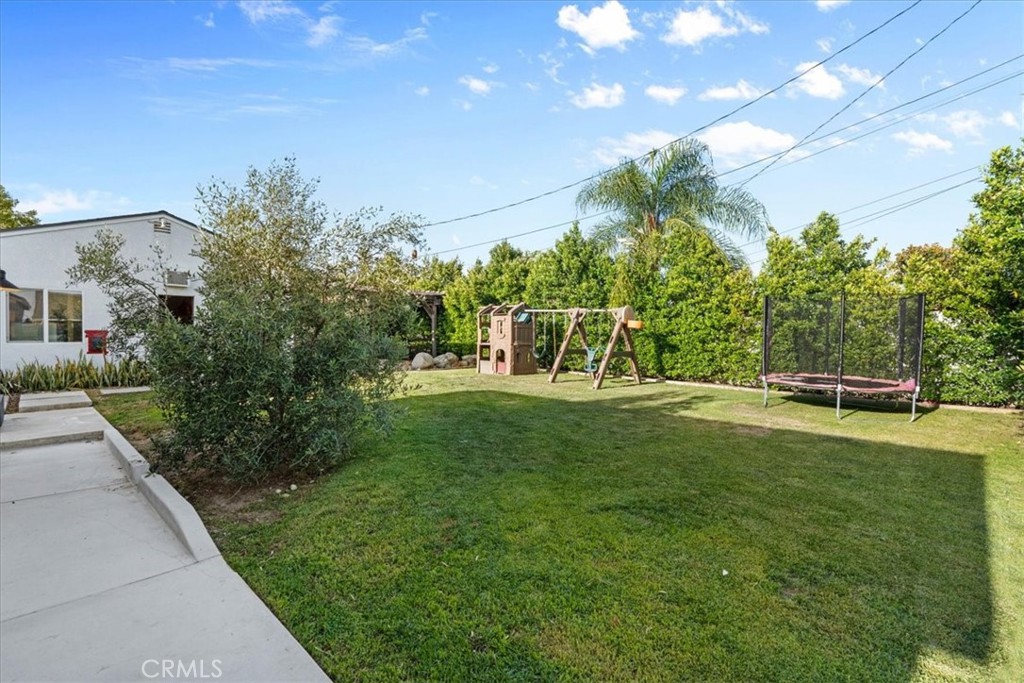 1802 Russell Place