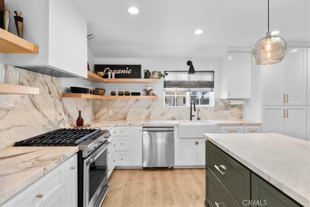 1802 Russell Place