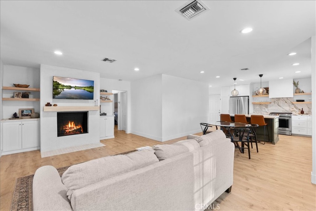 1802 Russell Place