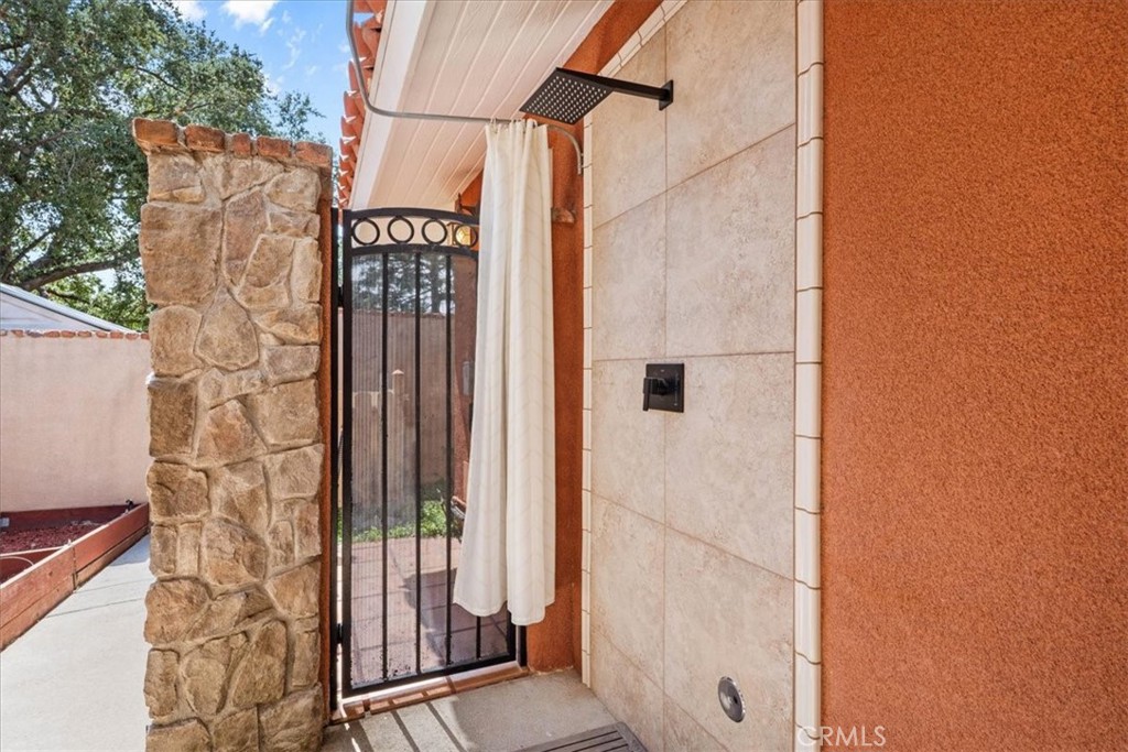 1008 Alamosa Drive
