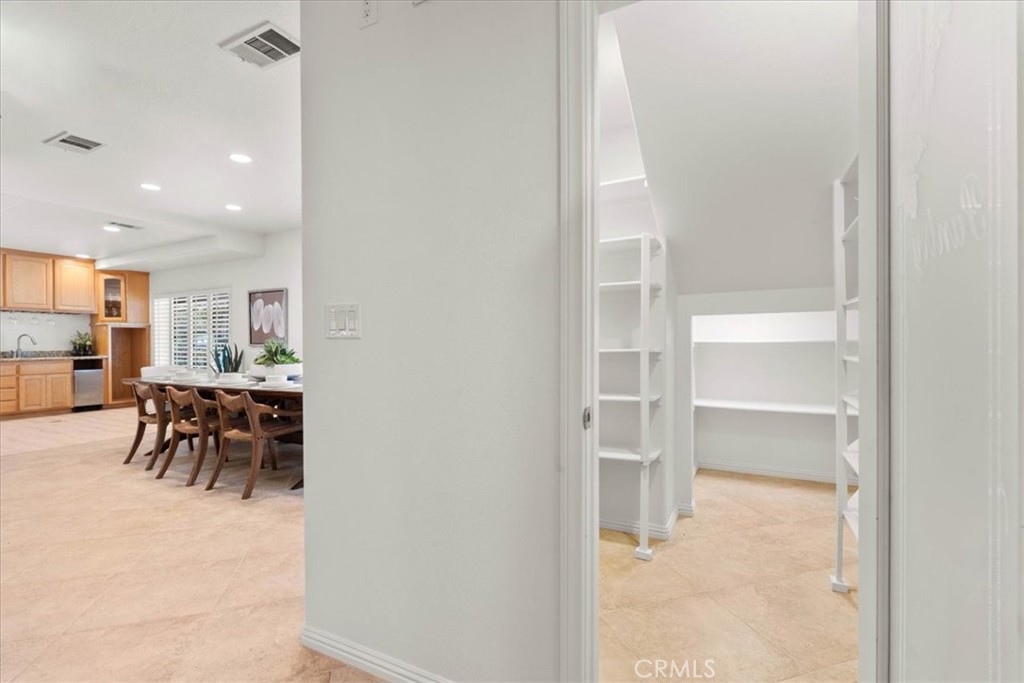 1008 Alamosa Drive