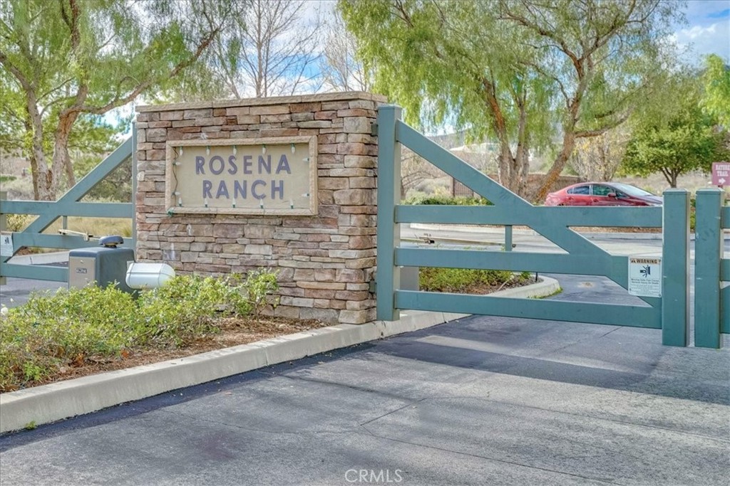 18037 Milkweed Lane