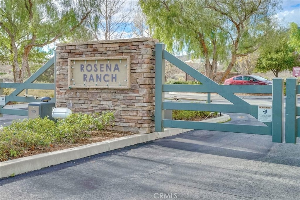 18037 Milkweed Lane