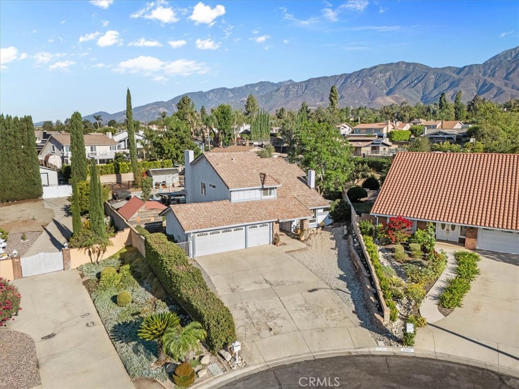 6046 Peridot Avenue