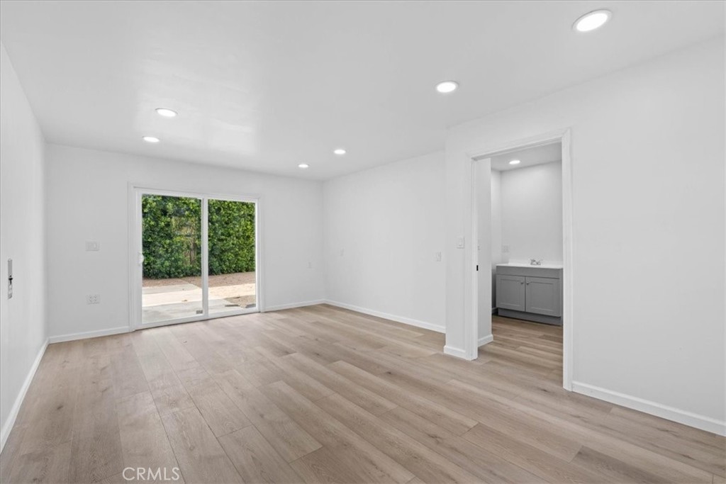 765 W 22nd Street