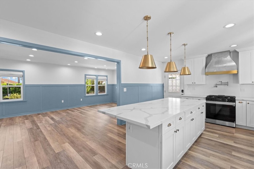 765 W 22nd Street