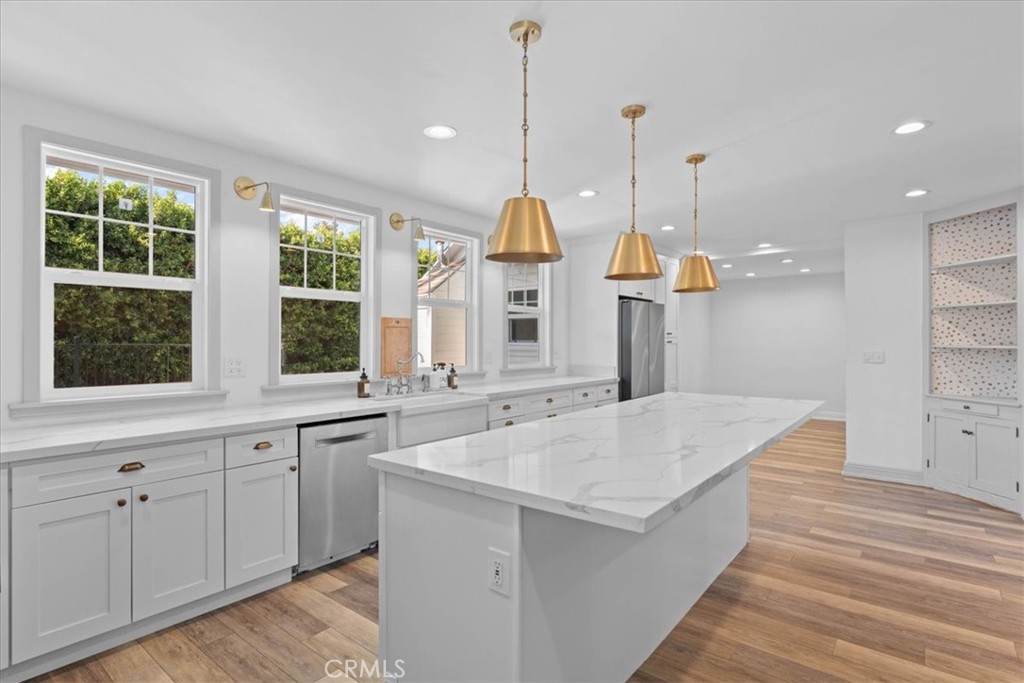 765 W 22nd Street