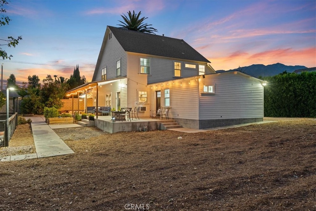765 W 22nd Street