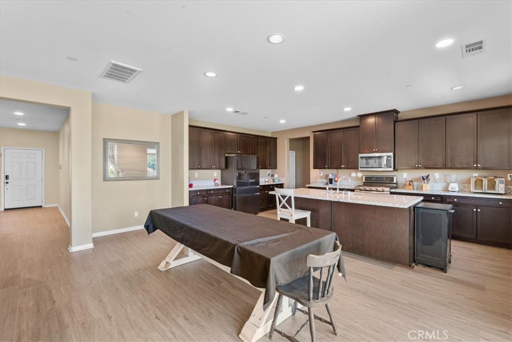 36554 Artisan Place