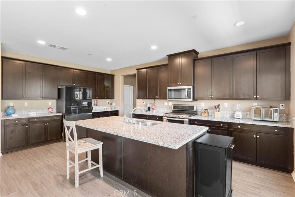 36554 Artisan Place