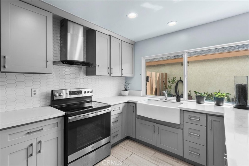5950 Imperial Highway 48