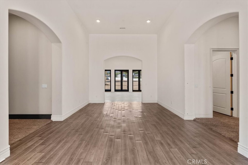 255 W 21st Street
