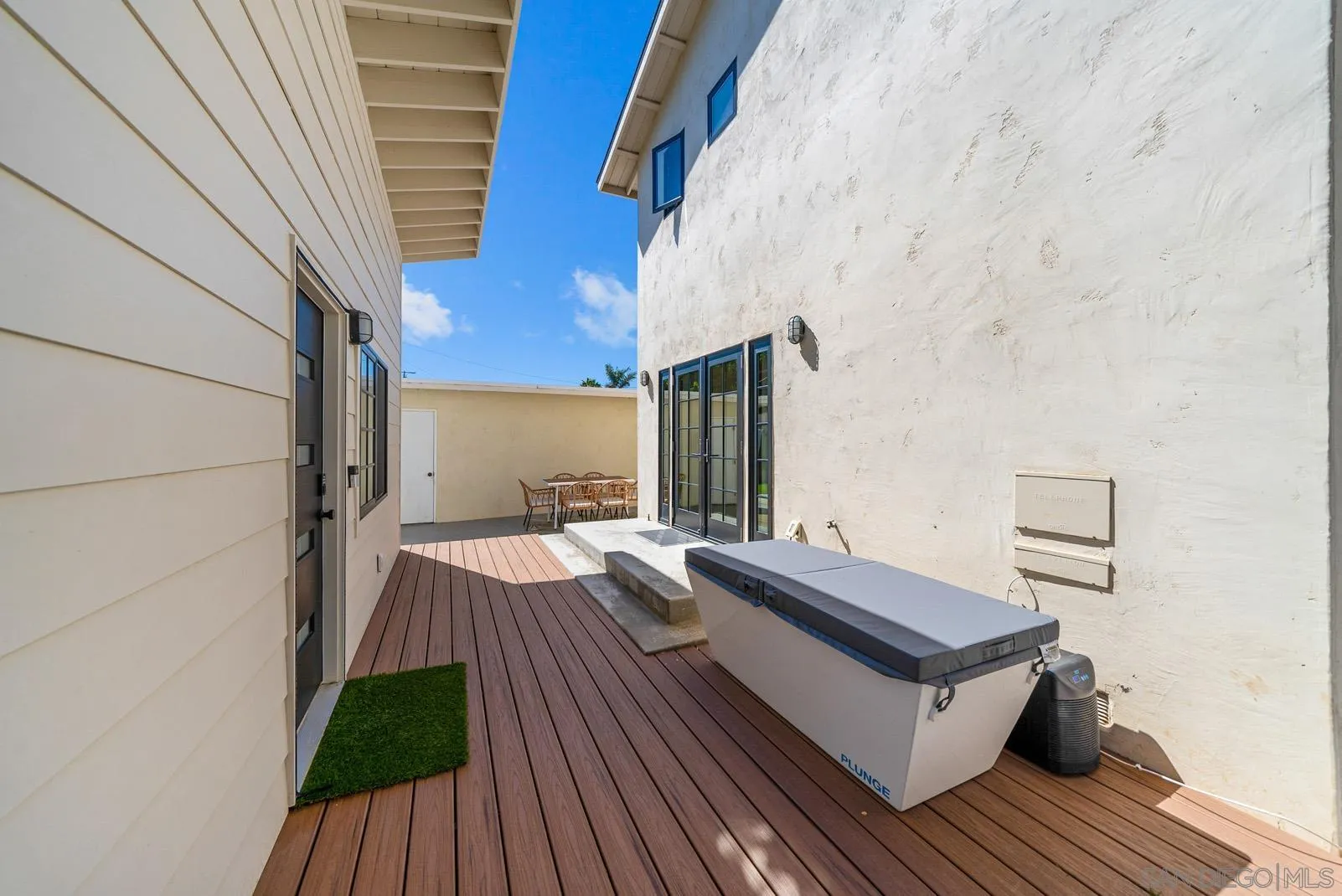 229 Carnation Avenue