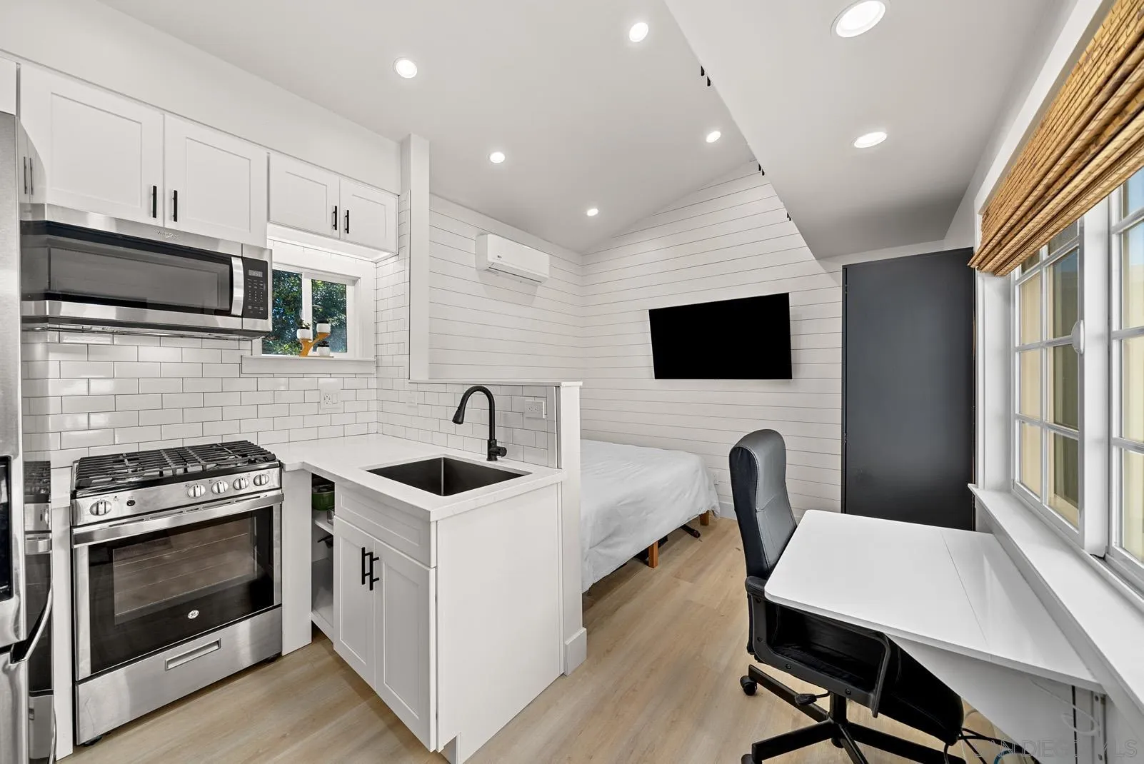 229 Carnation Avenue