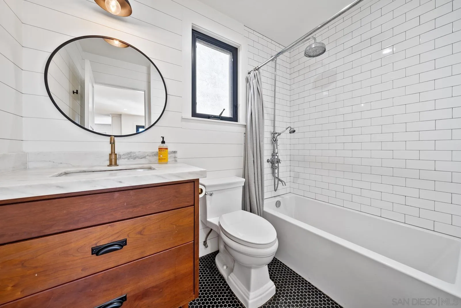 229 Carnation Avenue