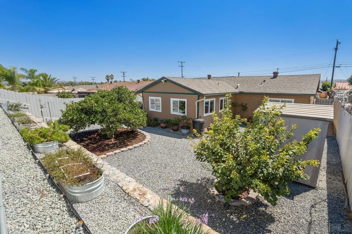 2214 Imogene Ave