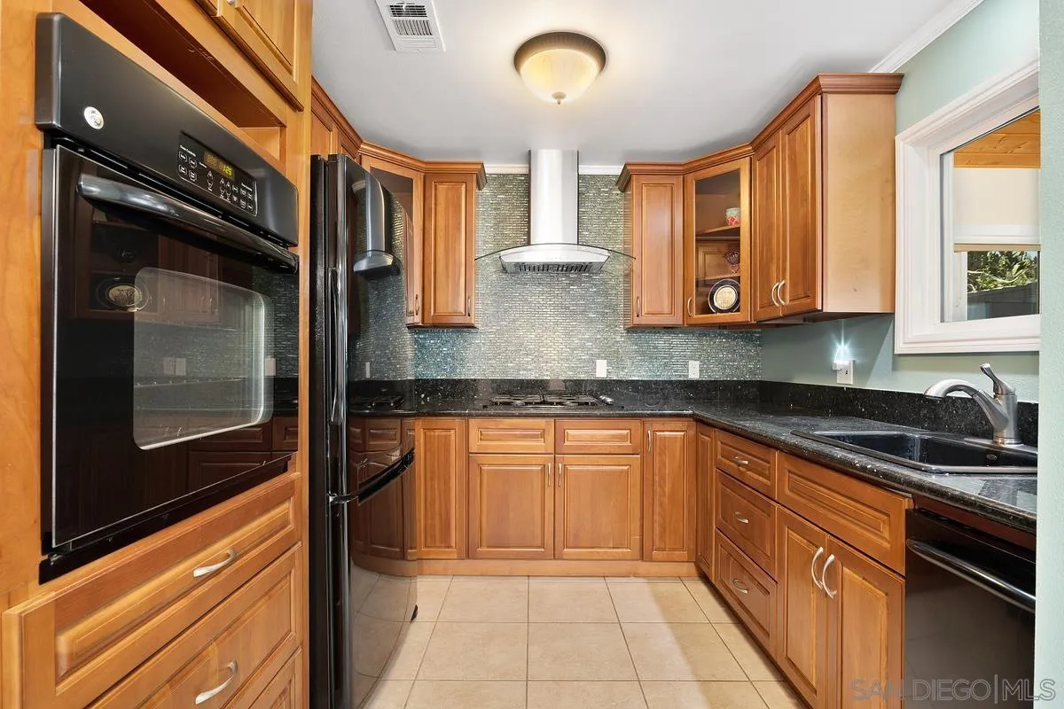 2214 Imogene Ave