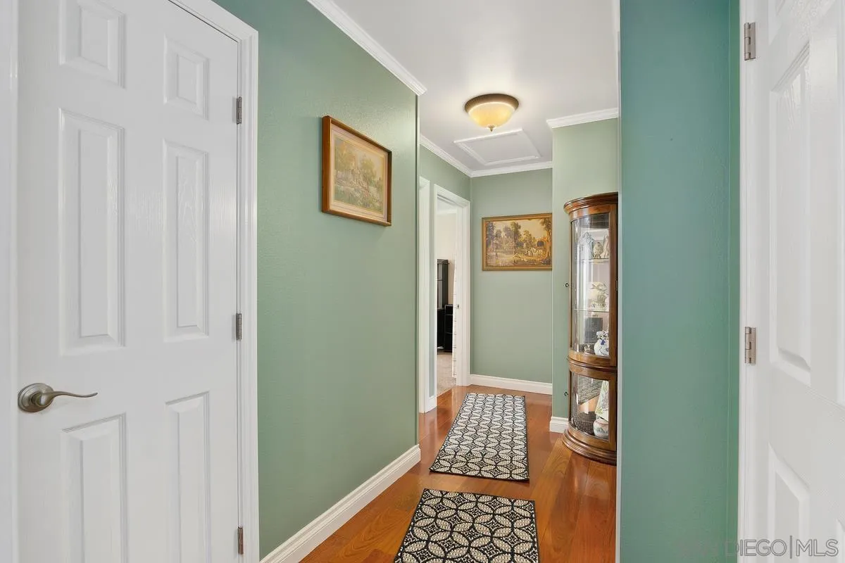 2214 Imogene Ave
